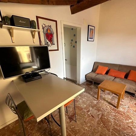 Luminoso Appartamento Con Vista Firenze Bagian luar foto