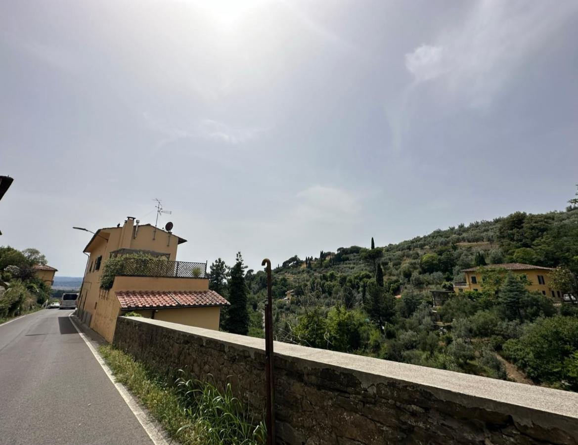 Luminoso Appartamento Con Vista Firenze Bagian luar foto